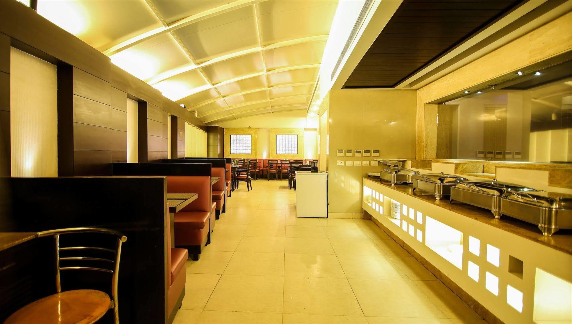 The Prime Balaji Deluxe At New Delhi Railway Station - Free Airport Pickup Hotel Exterior foto