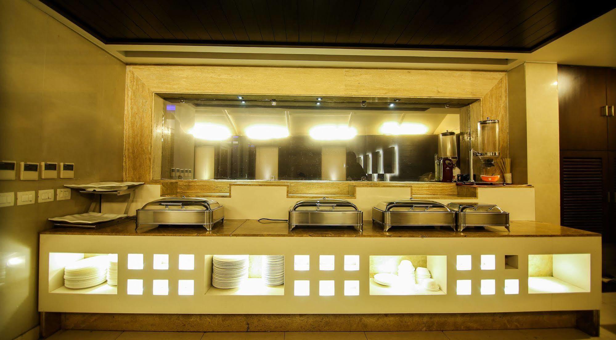 The Prime Balaji Deluxe At New Delhi Railway Station - Free Airport Pickup Hotel Exterior foto
